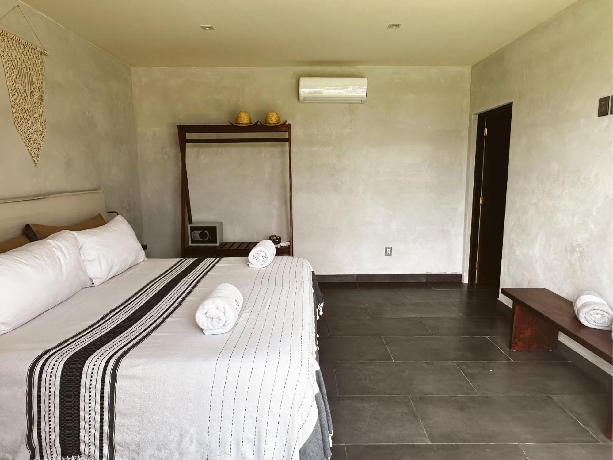 Bora Boutique - Adults Only Hotel Puerto Escondido  Room photo